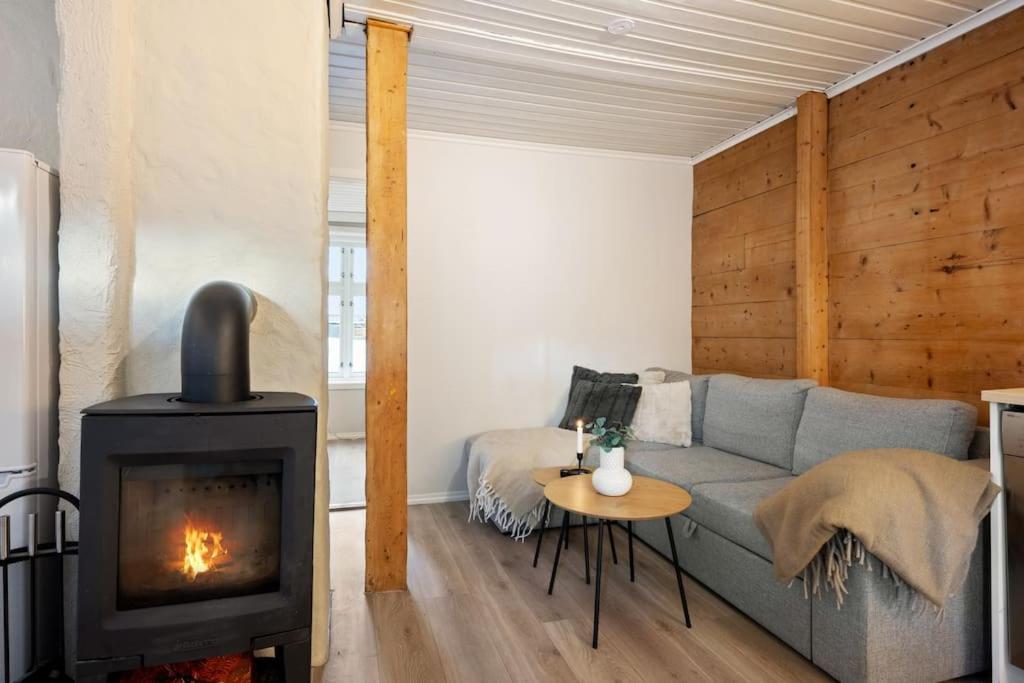 Central Apartment With Balcony, Self-Check In & Private Entrance Bergen Zewnętrze zdjęcie